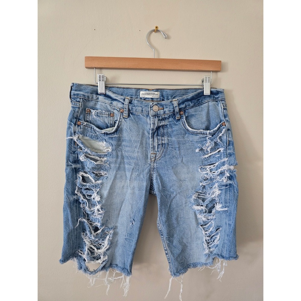 Zara Woman Distressed Denim Shorts Size 36 / US 4 / S